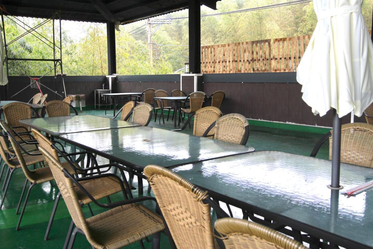 Romeo Inn Zhushan Buitenkant foto