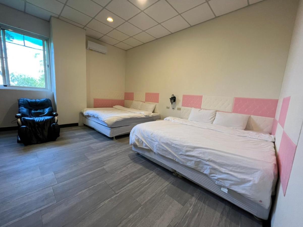 Romeo Inn Zhushan Buitenkant foto